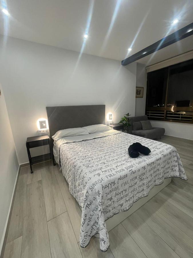 Apartment In City Center Alicante Exterior foto