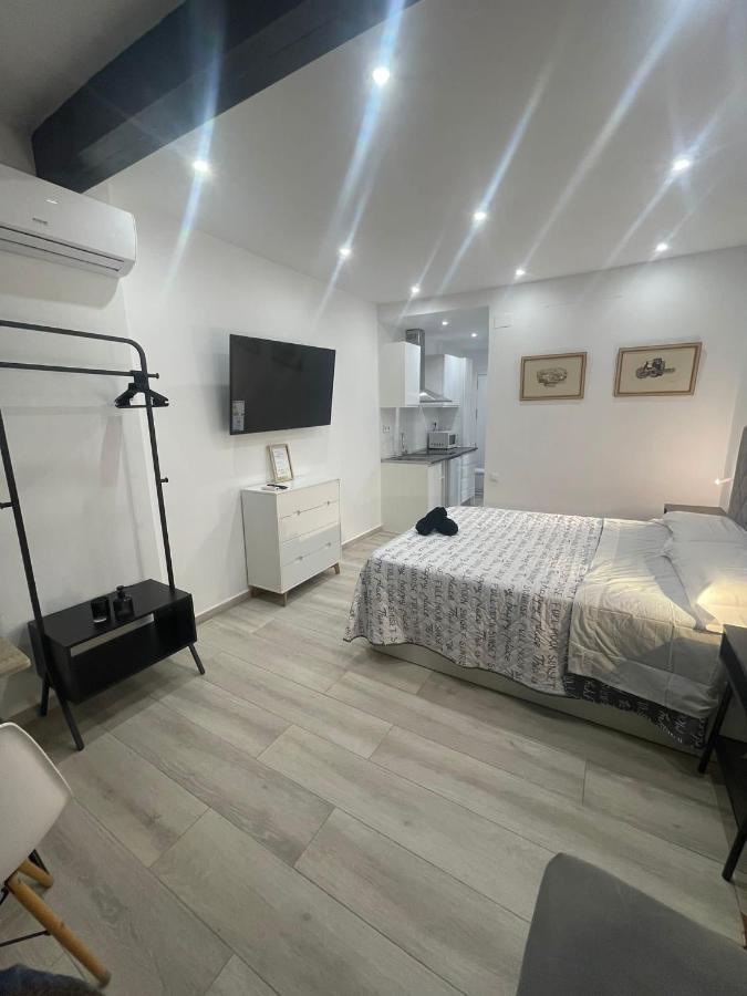 Apartment In City Center Alicante Exterior foto