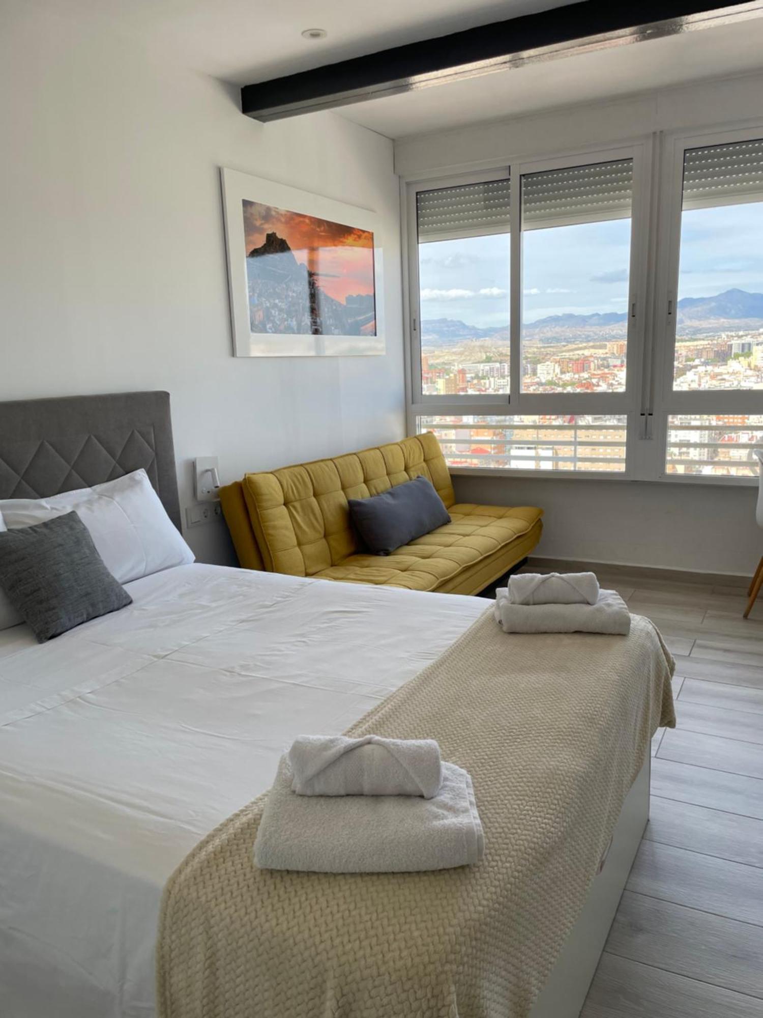 Apartment In City Center Alicante Exterior foto